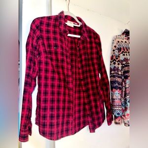 Plaid long sleeve flannel shirt